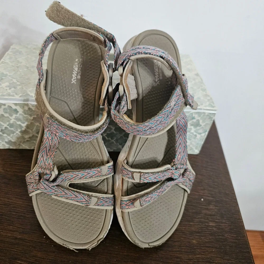 Skechers On-the-Go 600 Brilliancy Sandals Taupe Pink Multi 14644 Womens 10